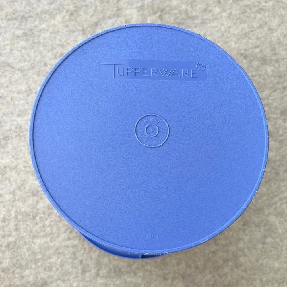 Tupperware Jumbo Canister 20 Cup 5 Qt Round 254-9 Flip Top Pour Spout